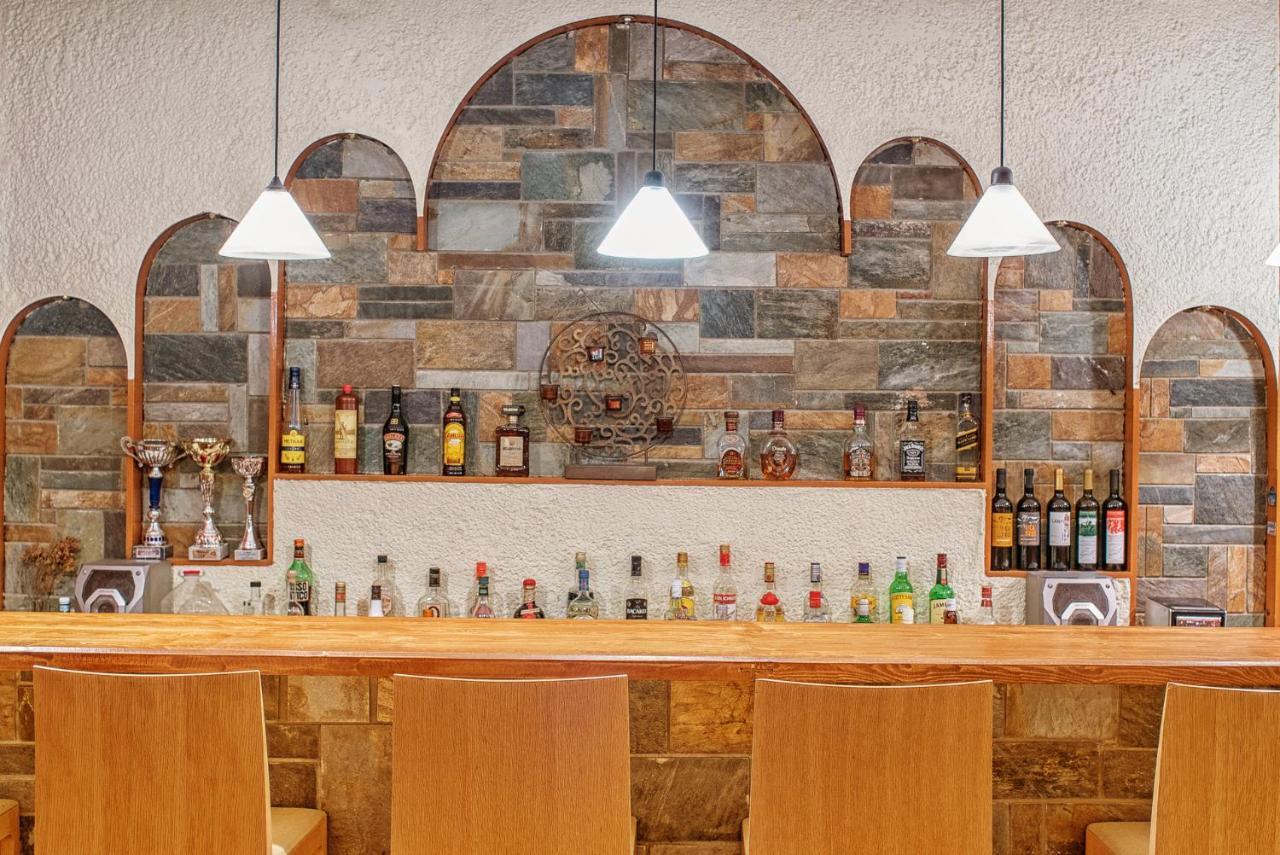 卡沃斯湾一室公寓酒店 阿尔门尼斯蒂斯 外观 照片